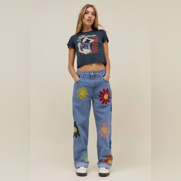 Urban Outfitters Other - Urban Outfitters BDG Floral Embroidered Mom Jeans Hippie Boho Chic Skater 32